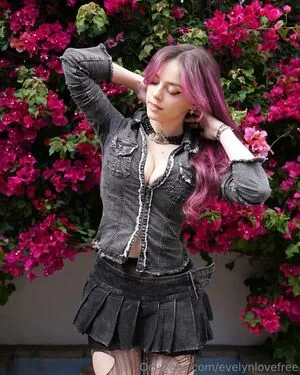 Evelynlovefree OnlyFans Leaked Free Thumbnail Picture - #mvlTGyqrG4