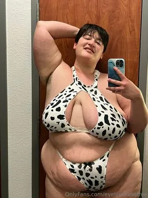 Evelynmusefree OnlyFans Leaked Free Thumbnail Picture - #B0bxLuo3XZ