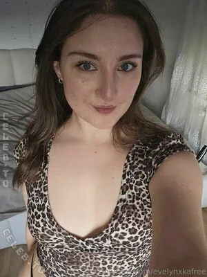 Evelynxka OnlyFans Leaked Free Thumbnail Picture - #R35km08t2B