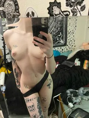 Everly OnlyFans Leaked Free Thumbnail Picture - #DUhpyIimIk