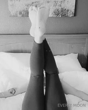 Everlymoon OnlyFans Leaked Free Thumbnail Picture - #rxu4Ss8LYu