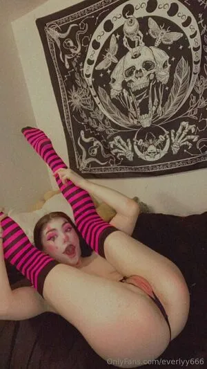 Everlyy666 OnlyFans Leaked Free Thumbnail Picture - #ghFuFOUlPn