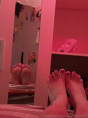 Evermoore24 OnlyFans Leaked Free Thumbnail Picture - #M0ZcQv1CsY