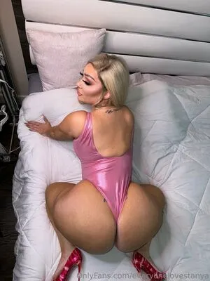 Everyonelovestanya OnlyFans Leaked Free Thumbnail Picture - #BBNtkMEC14