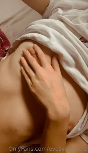 Evesvalentine OnlyFans Leaked Free Thumbnail Picture - #k2gEZvmjbw