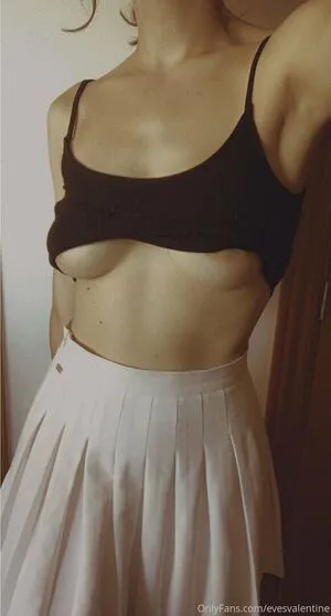 Evesvalentine OnlyFans Leaked Free Thumbnail Picture - #qfB5h2kh0i