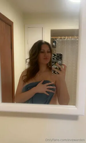 Evewarden OnlyFans Leaked Free Thumbnail Picture - #av5iGgiOpz