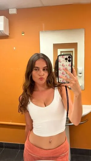 Evie Clark OnlyFans Leaked Free Thumbnail Picture - #Olz62fFg2V