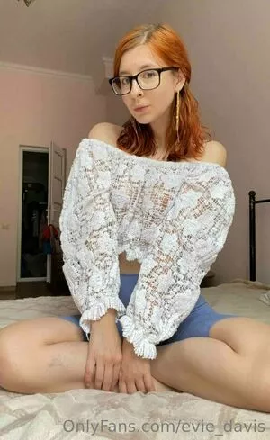 Evie Davis OnlyFans Leaked Free Thumbnail Picture - #Kis9QUCkFz