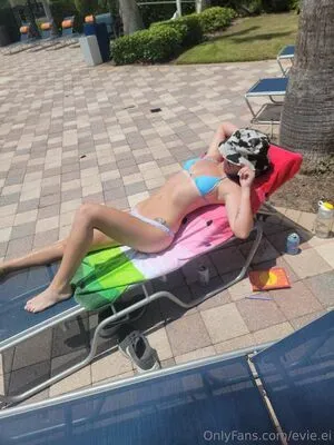 Evie Ei OnlyFans Leaked Free Thumbnail Picture - #wCSKQbt1oq