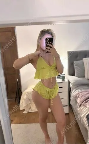 Evie Garbe OnlyFans Leaked Free Thumbnail Picture - #F8BIY7PgNA