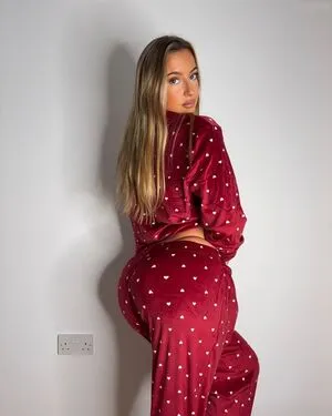 Evie Garbe OnlyFans Leaked Free Thumbnail Picture - #GuSYuBlv2K