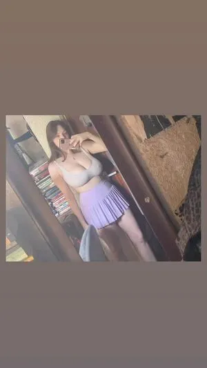 Evie Gracemurphy OnlyFans Leaked Free Thumbnail Picture - #41dbG1c6dK
