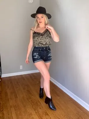 Evie Summers OnlyFans Leaked Free Thumbnail Picture - #KTMEL5cAB4