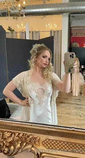 Evie Summers OnlyFans Leaked Free Thumbnail Picture - #bo9HDOX6k6
