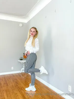 Evie Summers OnlyFans Leaked Free Thumbnail Picture - #feBVxF2O4X