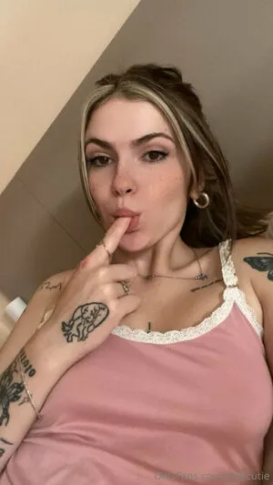 Eviecutie OnlyFans Leaked Free Thumbnail Picture - #57NZTlHfxV