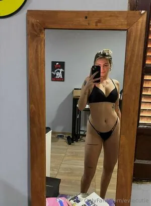 Eviecutie OnlyFans Leaked Free Thumbnail Picture - #ikBWelyRgp