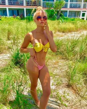 Evieerikson OnlyFans Leaked Free Thumbnail Picture - #iUVIS3zGsn