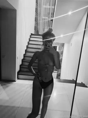 Eviehasthefun OnlyFans Leaked Free Thumbnail Picture - #1pPAkhTHLv