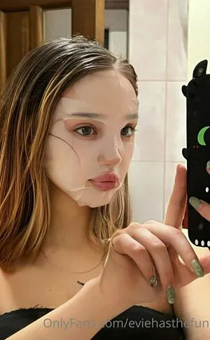 Eviehasthefun OnlyFans Leaked Free Thumbnail Picture - #gXMn3nSFB1