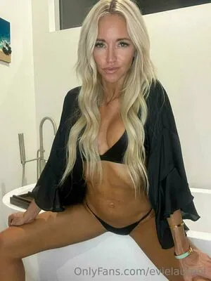 Evielaurent OnlyFans Leaked Free Thumbnail Picture - #Rx0iLg1Lfq