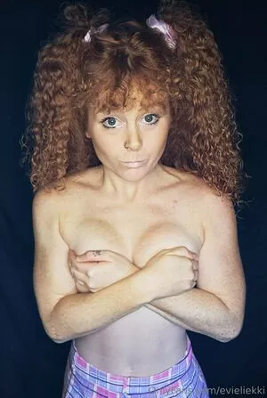 Evieliekki OnlyFans Leaked Free Thumbnail Picture - #1DdhUjKRBw