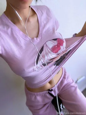 Evierain OnlyFans Leaked Free Thumbnail Picture - #Xd0ofYi4FT