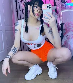 Evierain OnlyFans Leaked Free Thumbnail Picture - #eP59MA4HxL