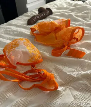 Evierosewell OnlyFans Leaked Free Thumbnail Picture - #2JlMxXLomJ