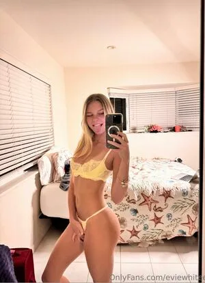 Eviewhiteee OnlyFans Leaked Free Thumbnail Picture - #5fpAJ3M2qH