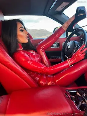 Evil Woman OnlyFans Leaked Free Thumbnail Picture - #0NakVRqjCB