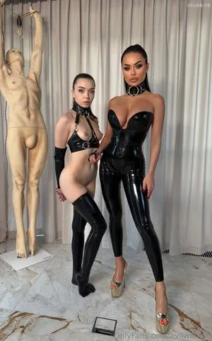Evil Woman OnlyFans Leaked Free Thumbnail Picture - #1d3y78PjgM