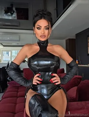 Evil Woman OnlyFans Leaked Free Thumbnail Picture - #BXYelkF3sv