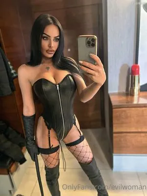 Evil Woman OnlyFans Leaked Free Thumbnail Picture - #GCOTpw5aS1