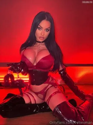 Evil Woman OnlyFans Leaked Free Thumbnail Picture - #HJRVYUEExU