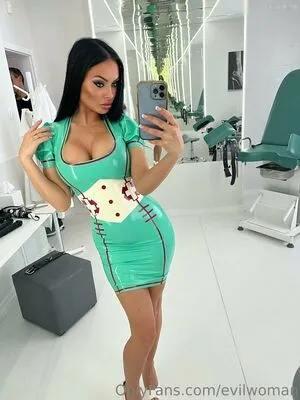 Evil Woman OnlyFans Leaked Free Thumbnail Picture - #QHhhMOv9dv