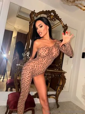Evil Woman OnlyFans Leaked Free Thumbnail Picture - #YlqX0yArX0