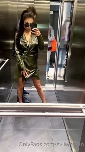Evil Woman OnlyFans Leaked Free Thumbnail Picture - #yGYuuqGD3J
