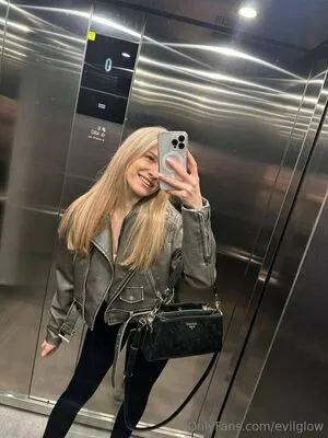 Evilglow OnlyFans Leaked Free Thumbnail Picture - #Ac4I5CTxAd
