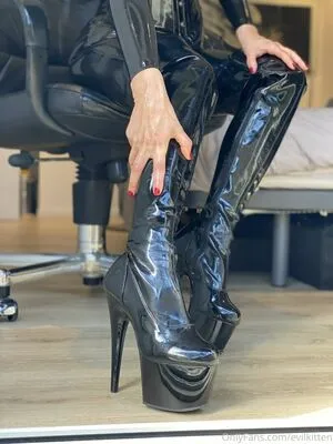 Evilkitten OnlyFans Leaked Free Thumbnail Picture - #VzWAs69EsE