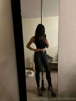 Evilkitten OnlyFans Leaked Free Thumbnail Picture - #aC9RrJ7geH