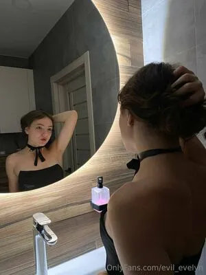 Evillevelyne OnlyFans Leaked Free Thumbnail Picture - #4dYaWX7OeN