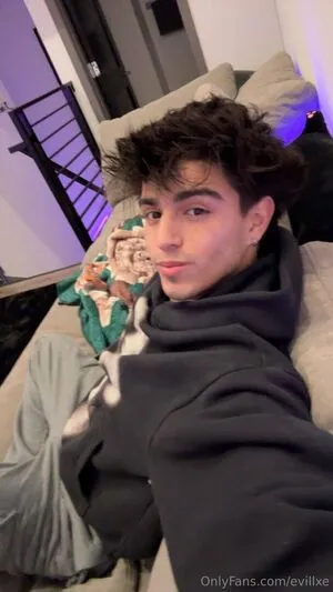 Evillxe OnlyFans Leaked Free Thumbnail Picture - #Su0Xuv6GEL