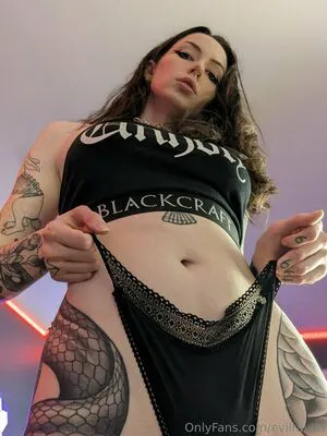 Evilraven OnlyFans Leaked Free Thumbnail Picture - #ch0s5hm71s