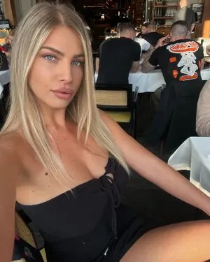 Evitaaa29 OnlyFans Leaked Free Thumbnail Picture - #8irAH878CB
