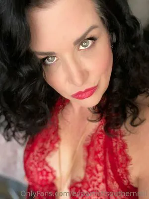 Evparrishsouthernmil OnlyFans Leaked Free Thumbnail Picture - #C4tJaFR6t0