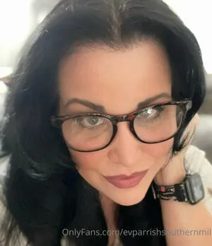 Evparrishsouthernmil OnlyFans Leaked Free Thumbnail Picture - #i5m9jgg7ly