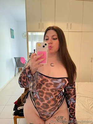 Evvilmoon OnlyFans Leaked Free Thumbnail Picture - #ExK1rqyKaP
