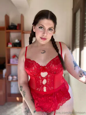 Evvilmoon OnlyFans Leaked Free Thumbnail Picture - #UCMXCLCZv7